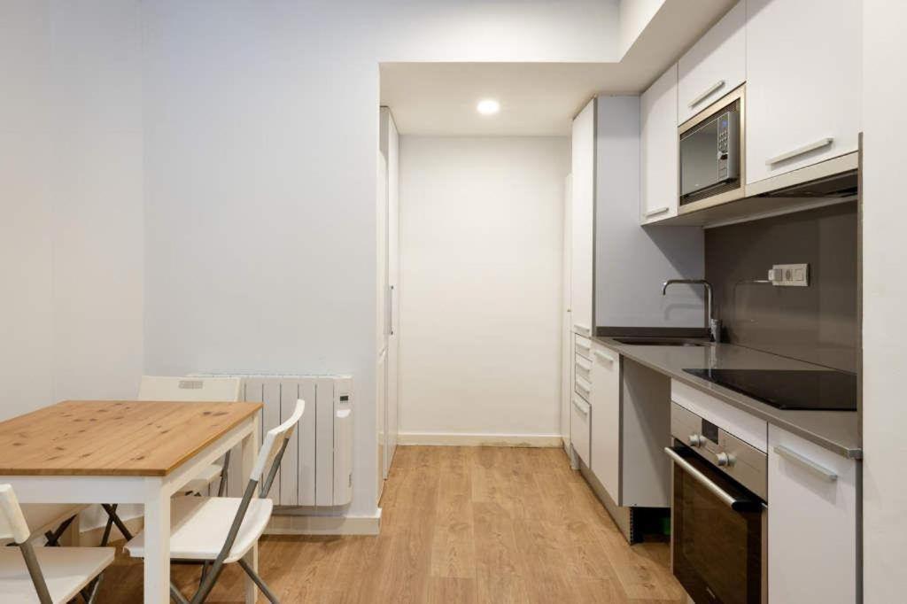 הוספיטלט דה יוברגאט Apartment Live Camp Nou מראה חיצוני תמונה